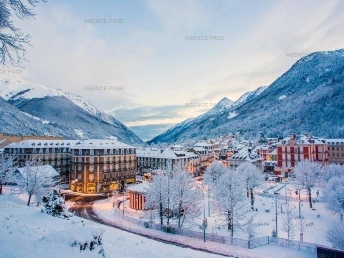 Appartement Renove 4 Pers Avec Parking A Cauterets - Fr-1-234-242 Exterior photo