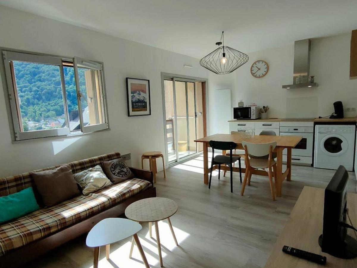 Appartement Renove 4 Pers Avec Parking A Cauterets - Fr-1-234-242 Exterior photo
